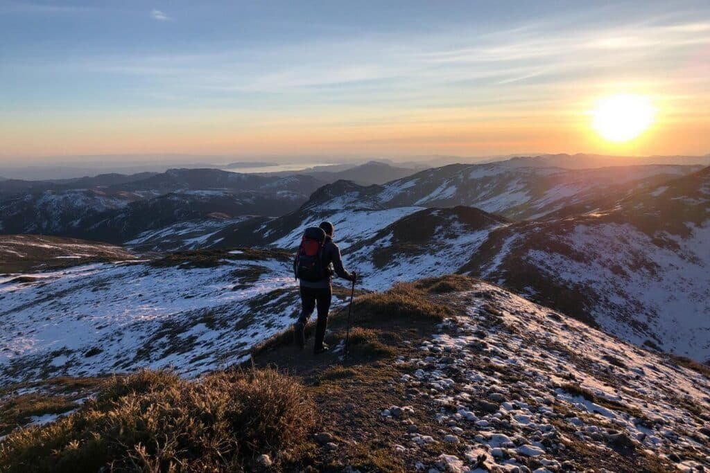 Comment améliorer son souffle en trail longue distance : techniques efficaces